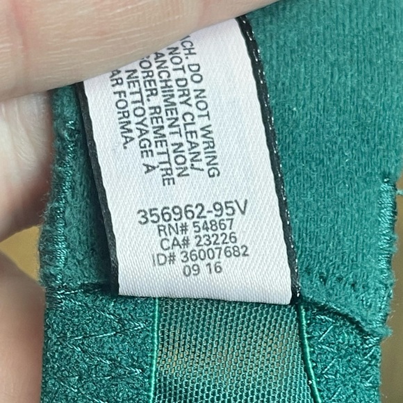 Victoria’s Secret Dream Angels Push-up bra size 32DD green lace - Picture 7 of 7